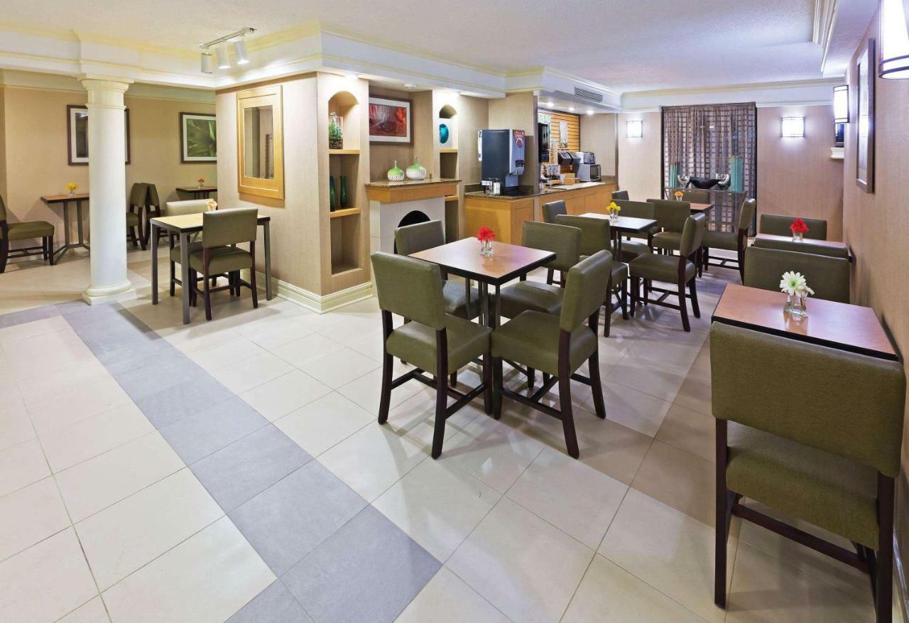 La Quinta Inn By Wyndham Corpus Christi South Esterno foto
