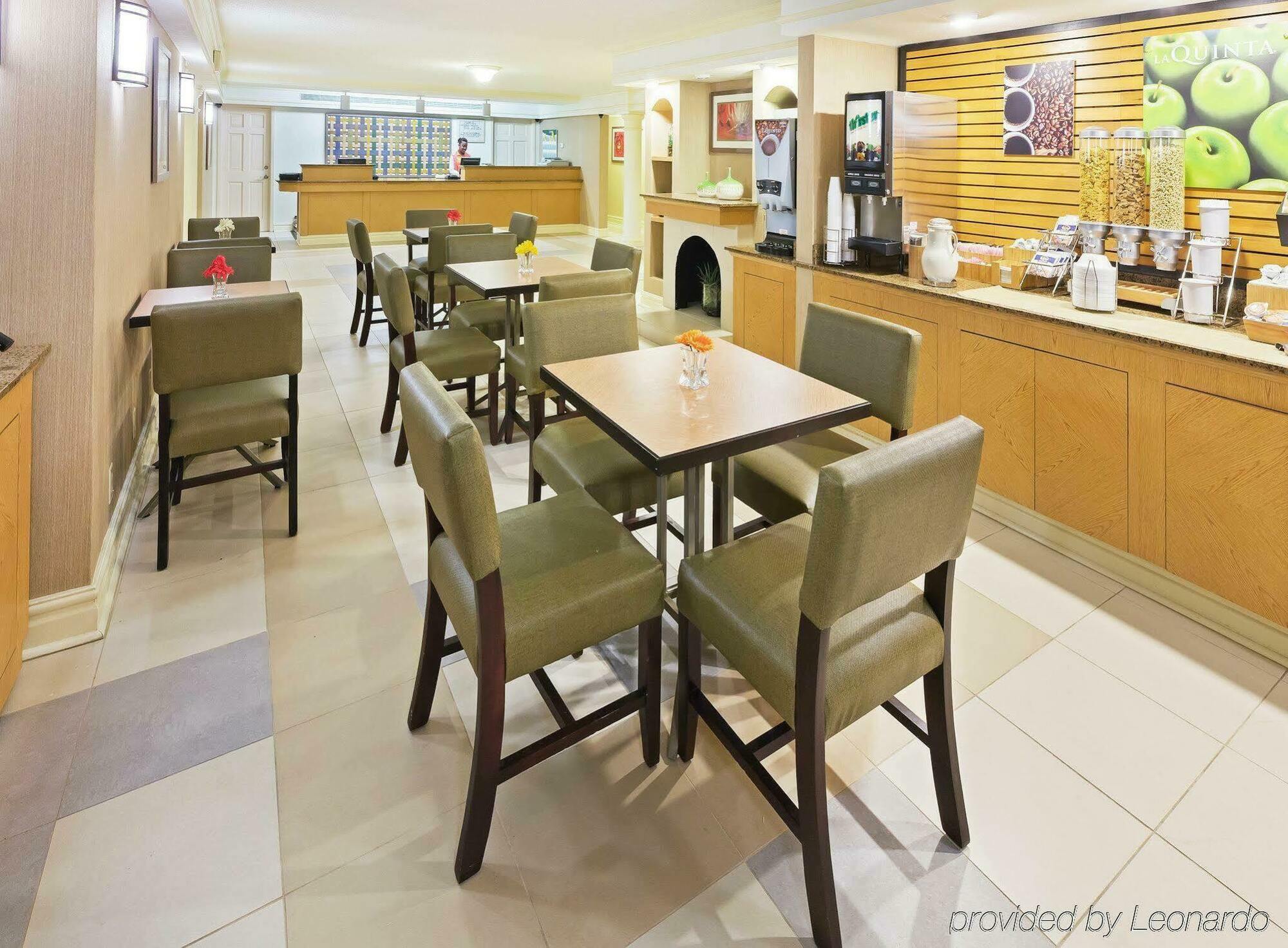 La Quinta Inn By Wyndham Corpus Christi South Esterno foto